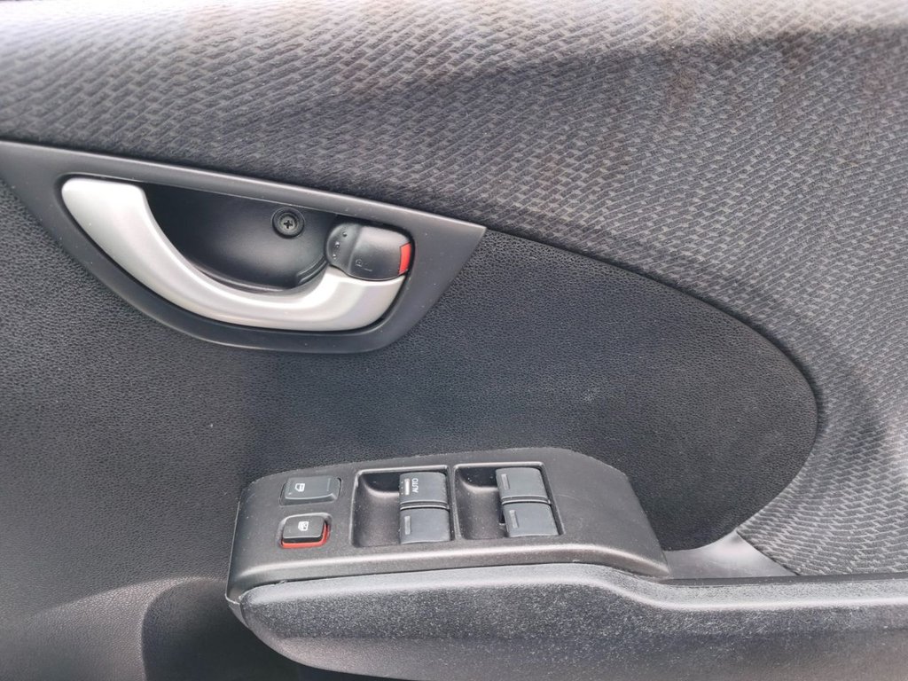 Used Honda Jazz 2012 for sale - 76725089: Photo 23