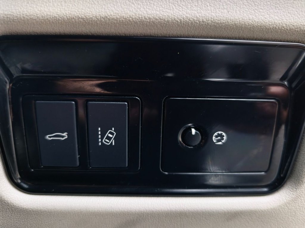 Used Jaguar XF 2015 for sale - 77072440: Photo 29