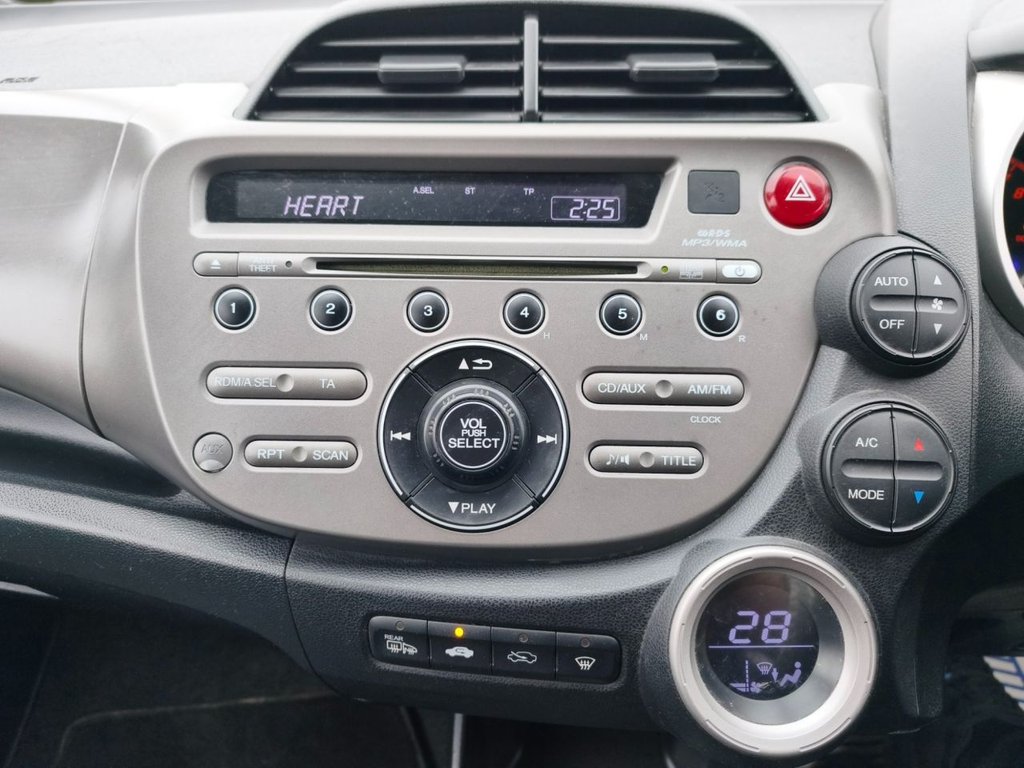 Used Honda Jazz 2009 for sale - 76381537: Photo 21