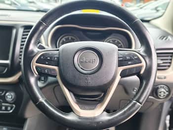 Used Jeep Cherokee 2015 for sale - 79828816: Photo