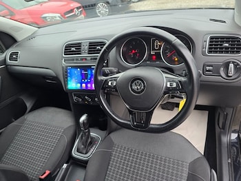 Used Volkswagen Polo 2014 for sale - 77593677: Photo