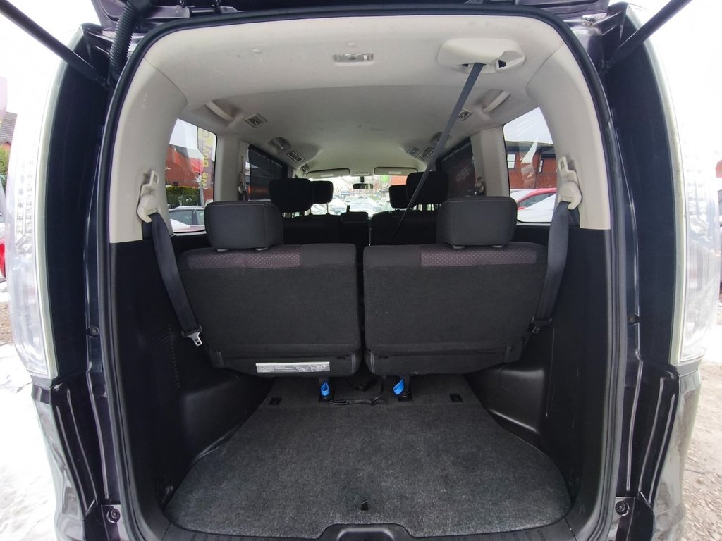 Used Nissan Serena 2024 for sale - 77226745: Photo 17