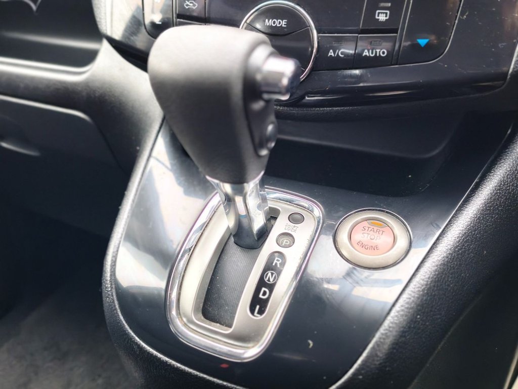 Used Nissan Serena 2024 for sale - 77226745: Photo 24