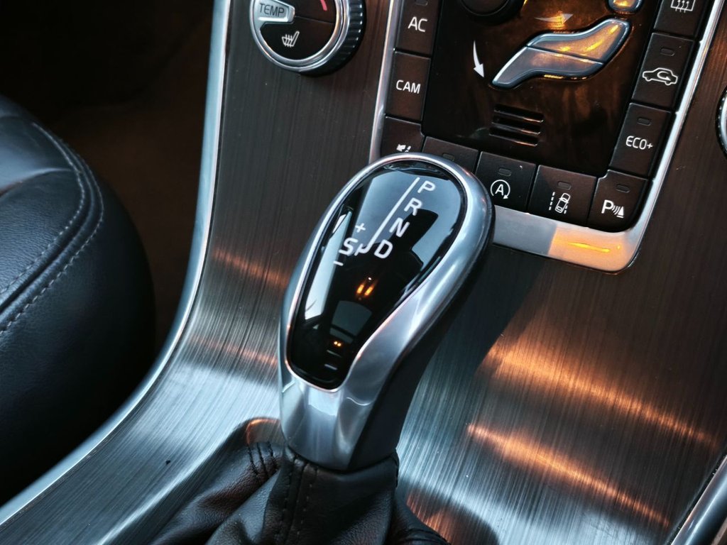 Used Volvo XC60 2015 for sale - 76768486: Photo 16