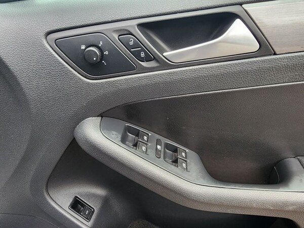 Used Volkswagen Jetta 2014 for sale - 76139521: Photo 22