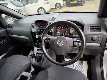 Used Vauxhall Zafira 2012 for sale - 76139441: Photo 4