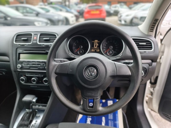 Used Volkswagen Golf 2009 for sale - 76229083: Photo 4