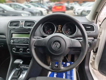 Used Volkswagen Golf 2009 for sale - 76229083: Photo 4