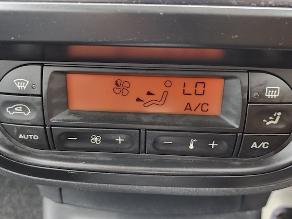 Used Citroen C3 2003 for sale - 76345283: Photo 18