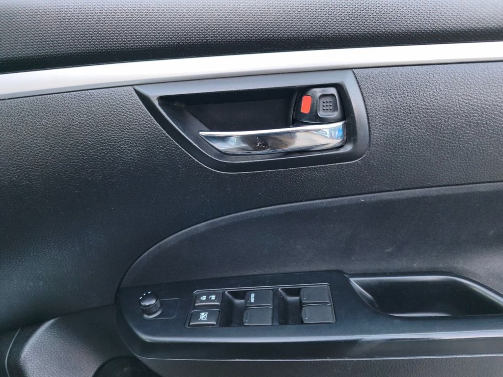 Used Suzuki Swift 2014 for sale - 76670591: Photo 23