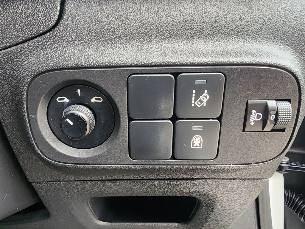 Used Citroen C3 2017 for sale - 76139534: Photo 17