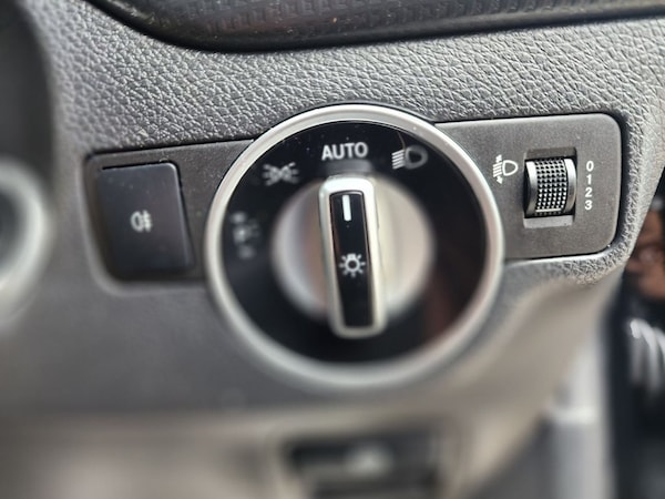 Used Mercedes-Benz A-Class 2014 for sale - 76139499: Photo 21