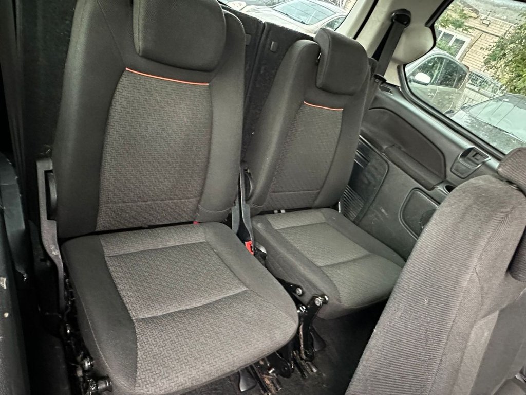 Used Ford Galaxy 2009 for sale - 76368249: Photo 15
