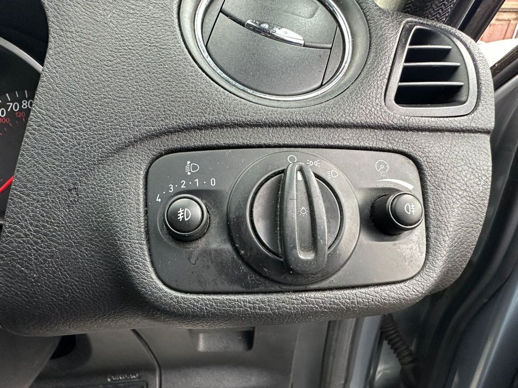 Used Ford Galaxy 2009 for sale - 76368249: Photo 24