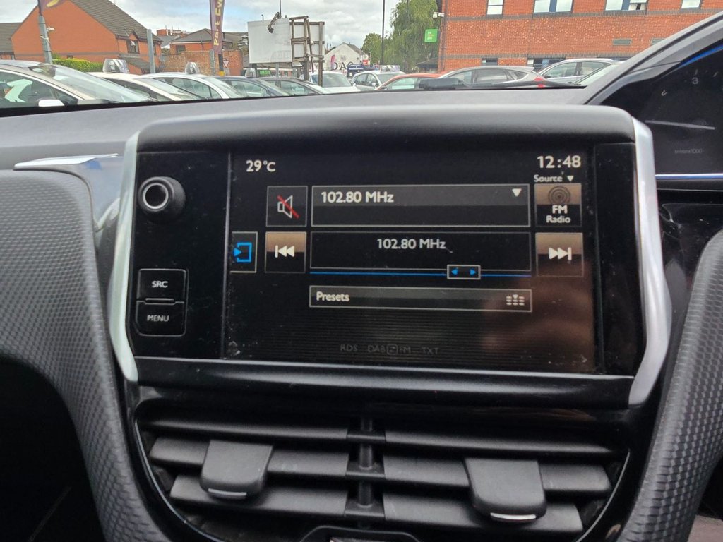 Used Peugeot 2008 2015 for sale - 76139508: Photo 20