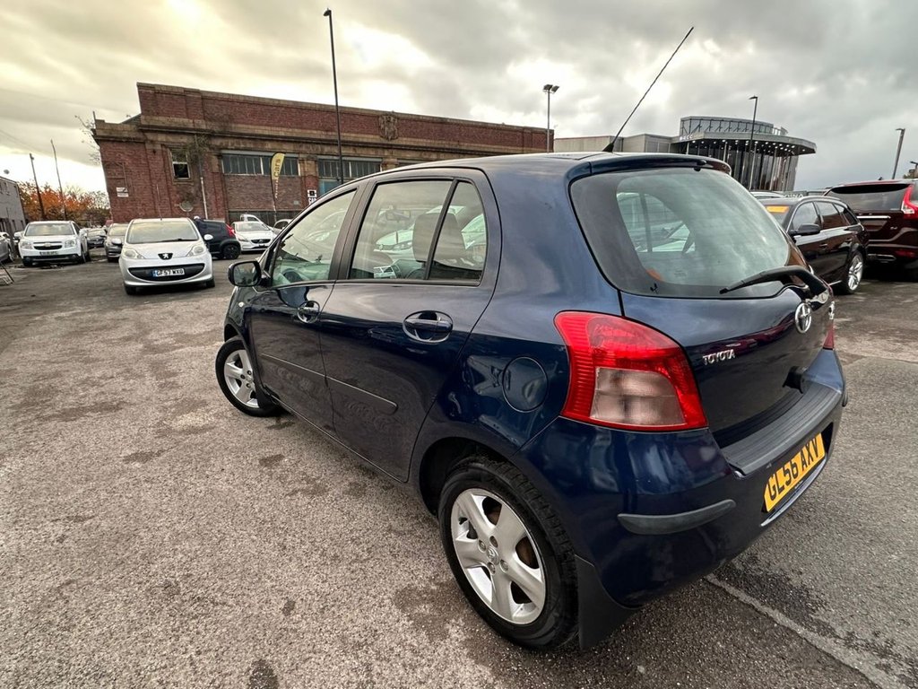 Used Toyota Yaris 2006 for sale - 76510236: Photo 2