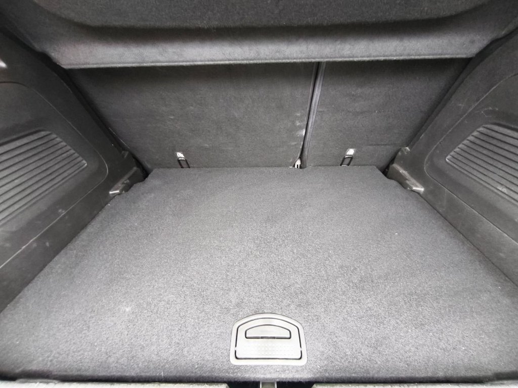 Used Vauxhall Crossland X 2018 for sale - 76380125: Photo 17