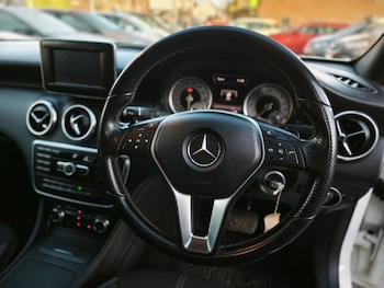 Used Mercedes-Benz A-Class 2014 for sale - 78702469: Photo
