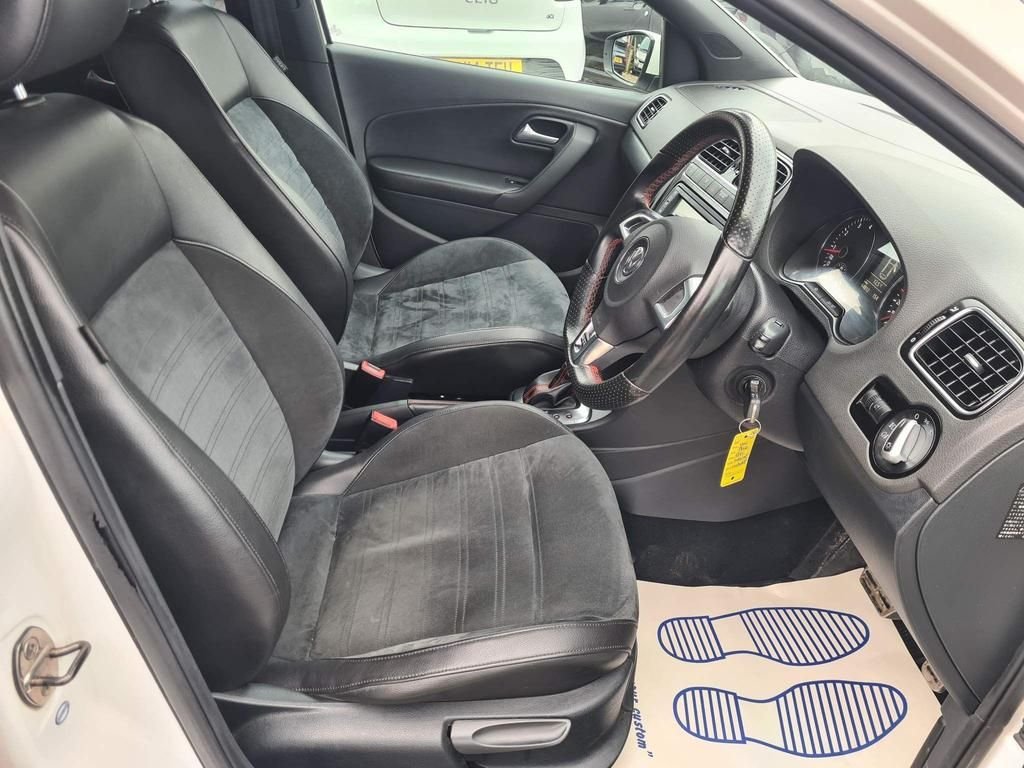 Used Volkswagen Polo 2012 for sale - 76139458: Photo 29