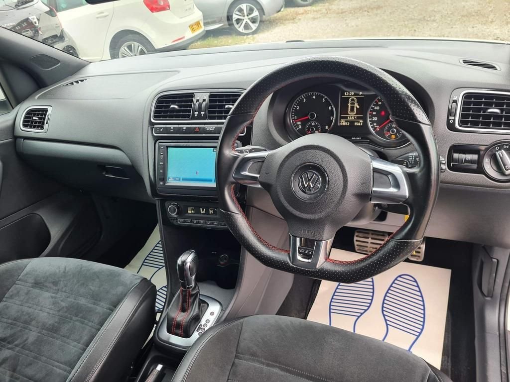 Used Volkswagen Polo 2012 for sale - 76139458: Photo 4