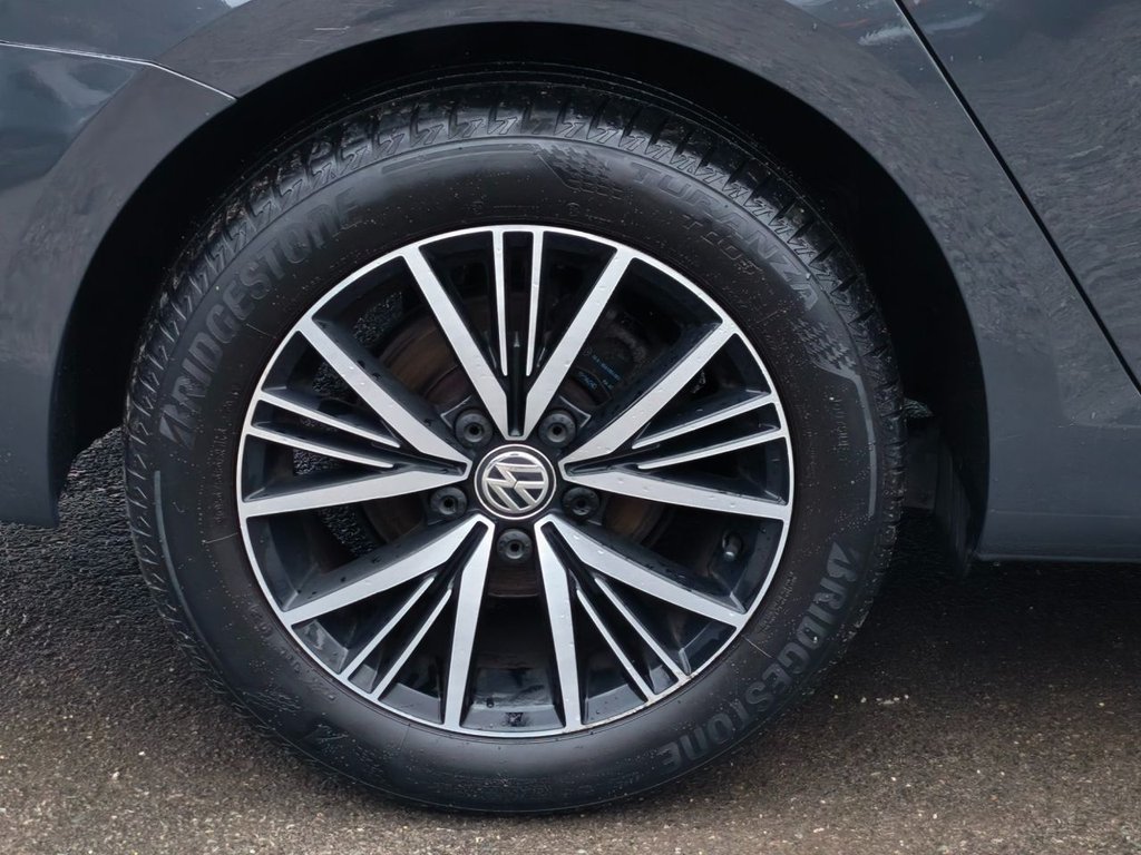 Used Volkswagen Golf 2017 for sale - 76856348: Photo 19
