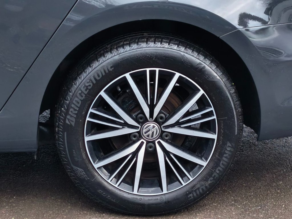 Used Volkswagen Golf 2017 for sale - 76856348: Photo 27