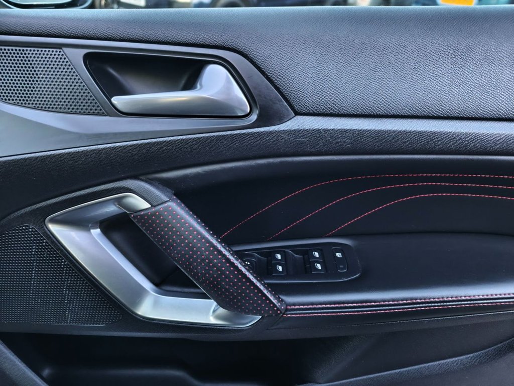 Used Peugeot 308 2017 for sale - 76751033: Photo 24