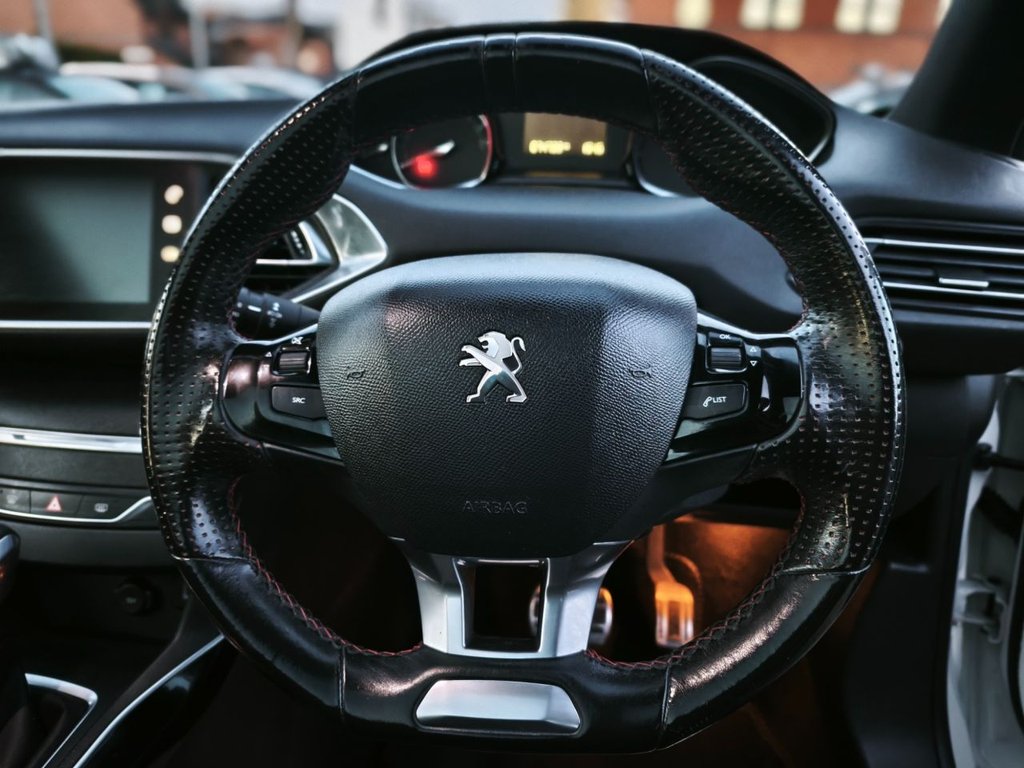 Used Peugeot 308 2017 for sale - 76751033: Photo 3