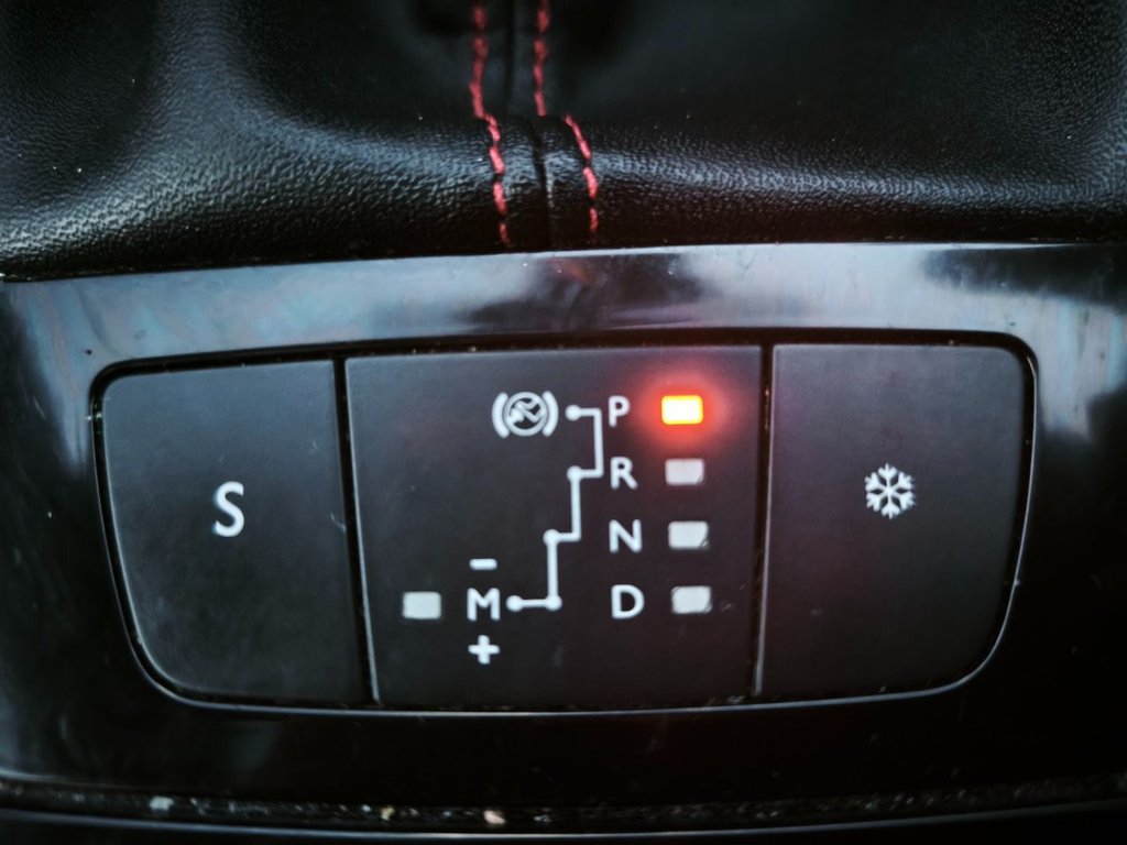 Used Peugeot 308 2017 for sale - 76751033: Photo 30