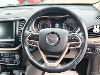 Used Jeep Cherokee 2018 for sale - 78543567: Photo