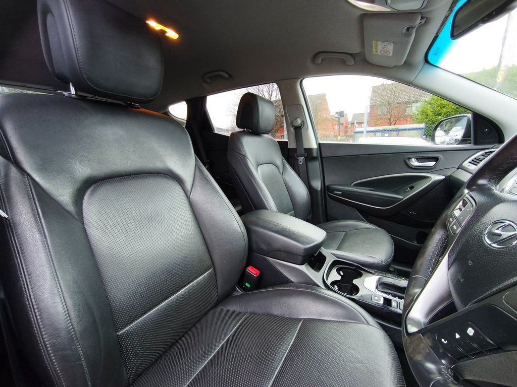 Used Hyundai Santa Fe 2017 for sale - 76856337: Photo 7