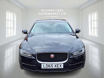 Used Jaguar XE 2015 for sale - 76139490: Photo 3