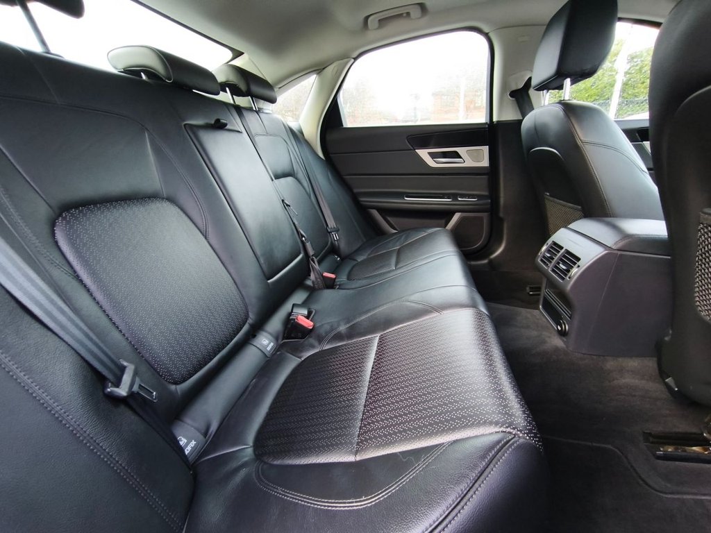 Used Jaguar XF 2015 for sale - 77226853: Photo 10