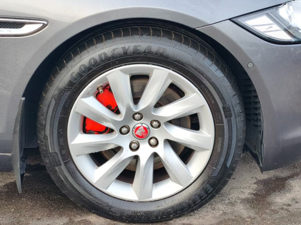 Used Jaguar XF 2015 for sale - 77226853: Photo 27