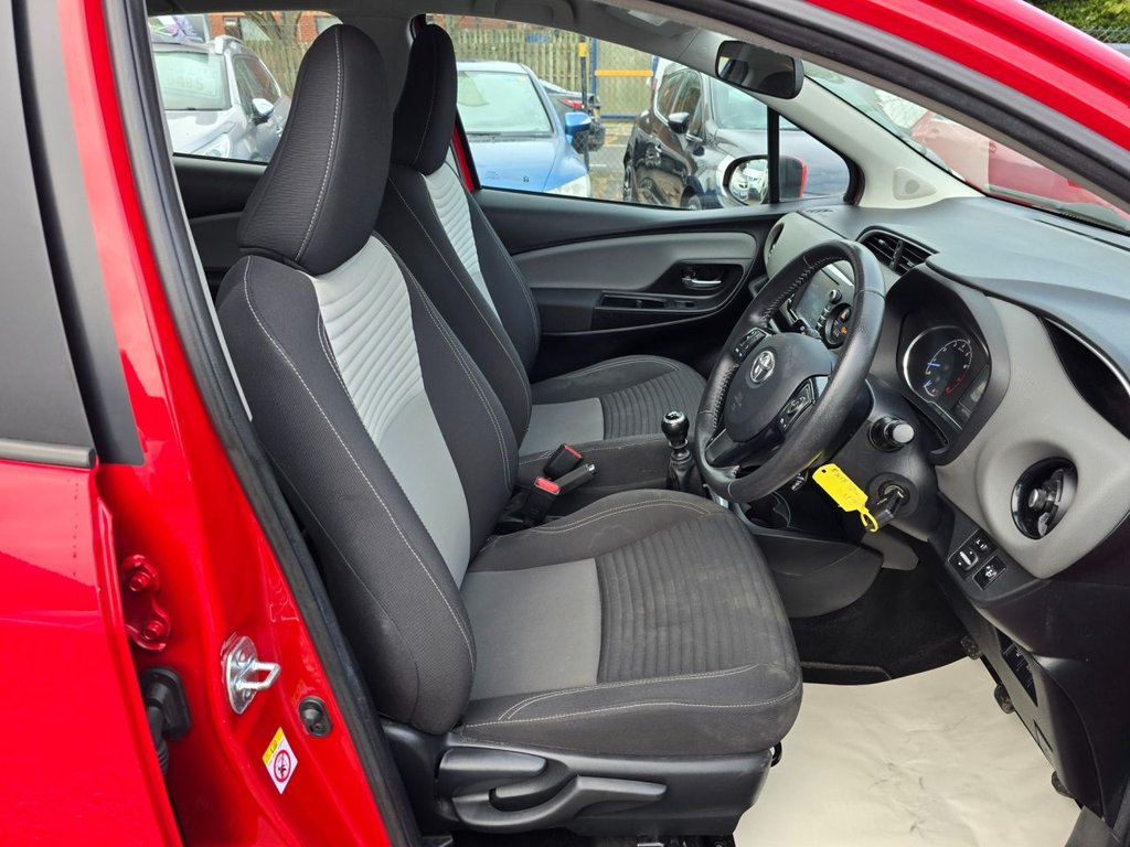 Used Toyota Yaris 2018 for sale - 76840768: Photo 7