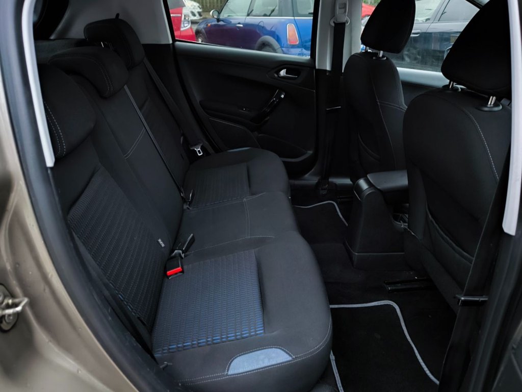 Used Peugeot 208 2013 for sale - 76139444: Photo 19