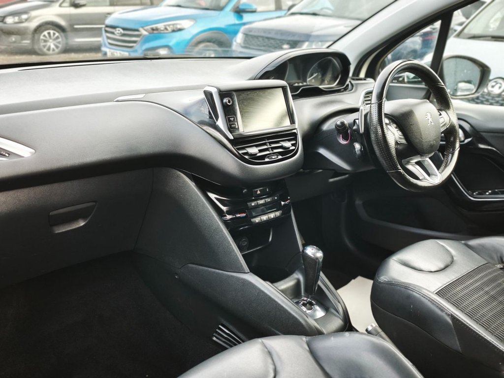Used Peugeot 208 2013 for sale - 76724192: Photo 11