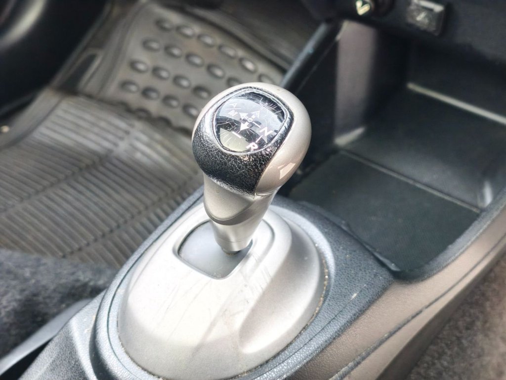 Used Honda Jazz 2009 for sale - 77608483: Photo 16