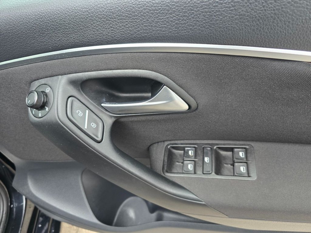 Used Volkswagen Polo 2014 for sale - 77064920: Photo 25