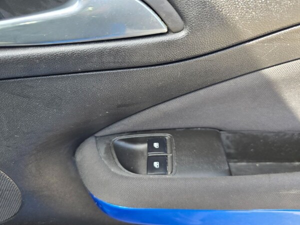 Used Vauxhall ADAM 2015 for sale - 76139470: Photo 18