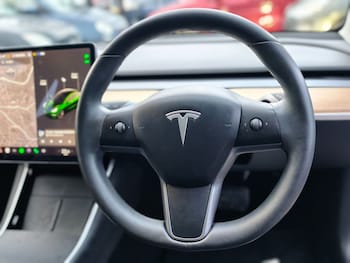 Used Tesla Model 3 2020 for sale - 78543651: Photo
