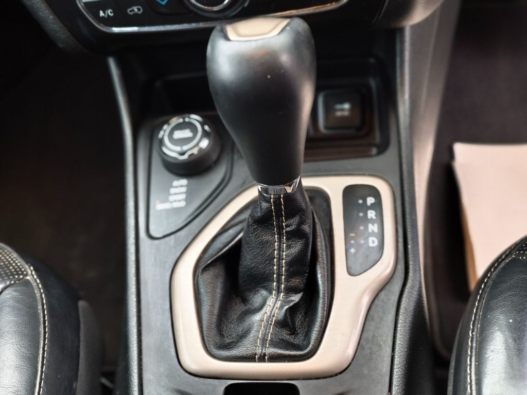 Used Jeep Cherokee 2015 for sale - 76856331: Photo 13