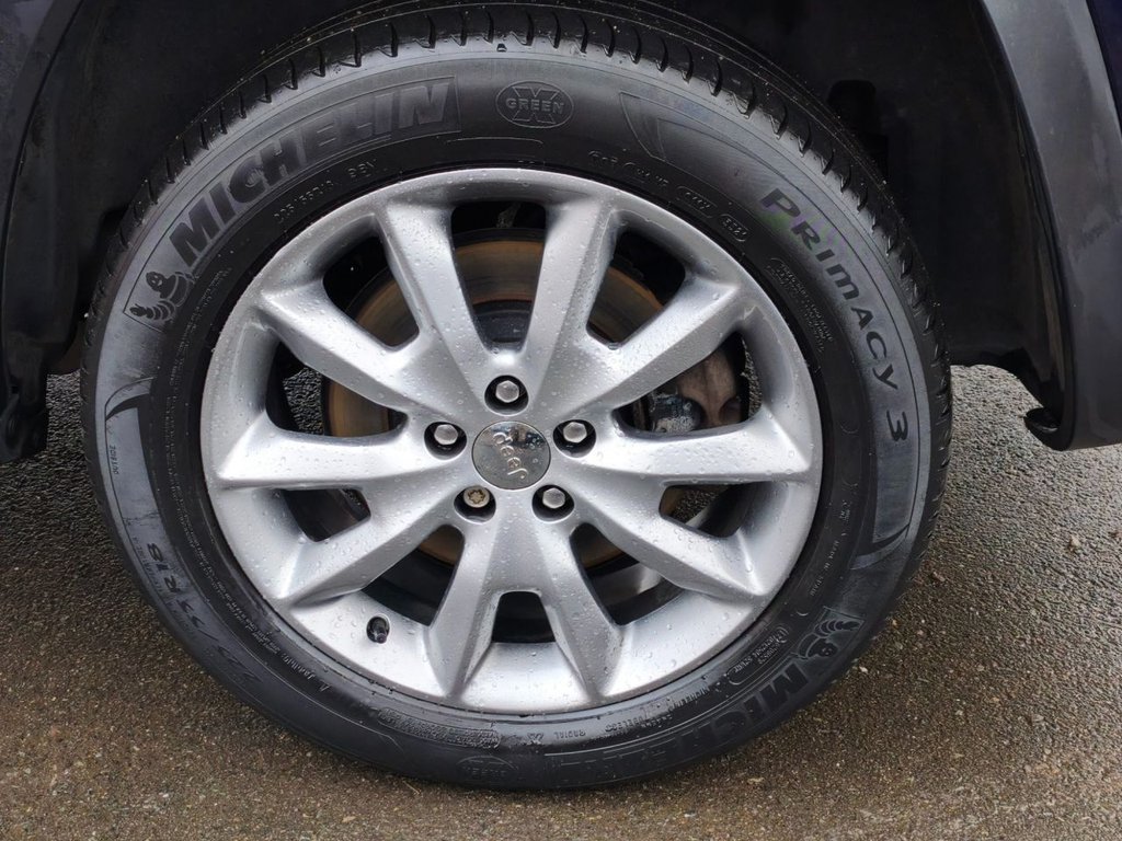 Used Jeep Cherokee 2015 for sale - 76856331: Photo 19