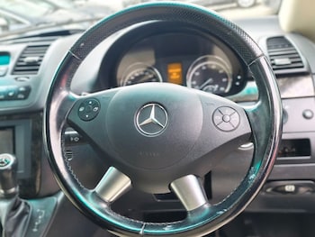 Used Mercedes-Benz V-Class 2011 for sale - 78543666: Photo
