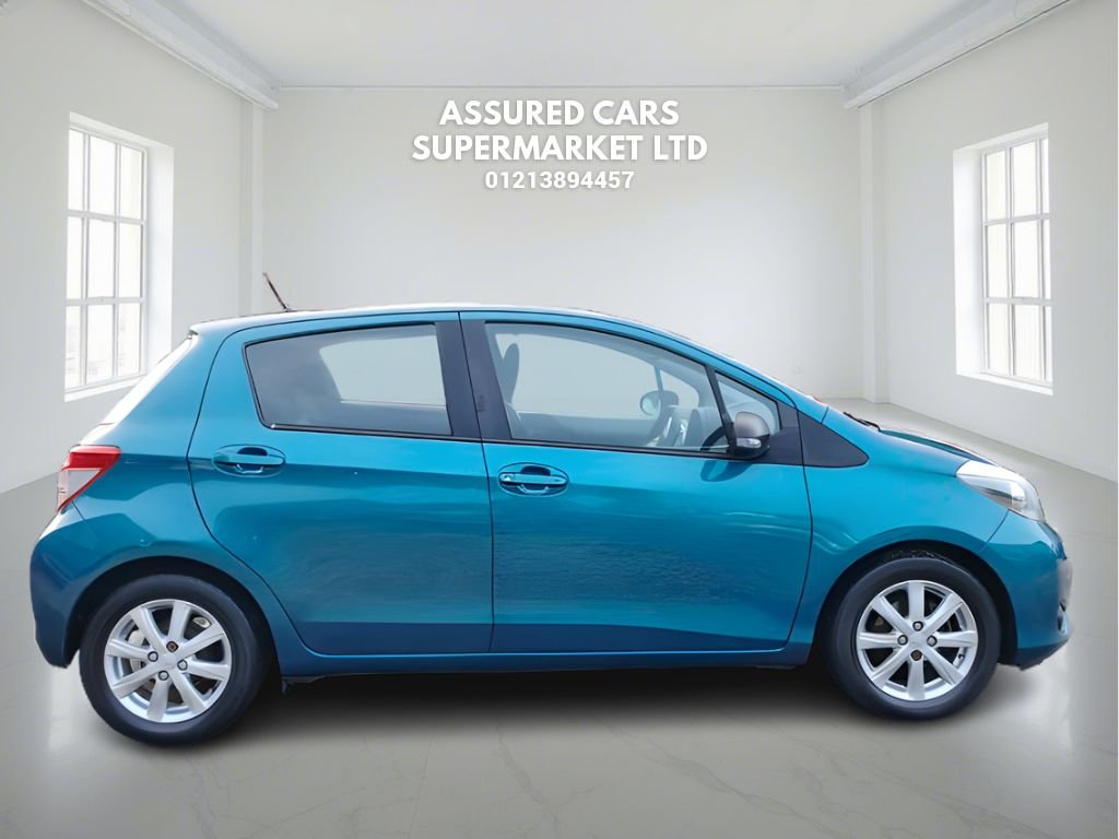 Used Toyota Yaris 2012 for sale - 76574745: Photo 8