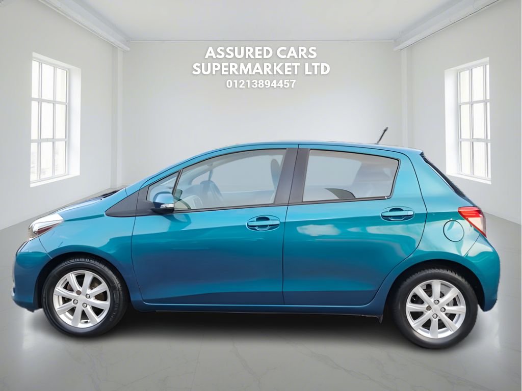 Used Toyota Yaris 2012 for sale - 76574745: Photo 9