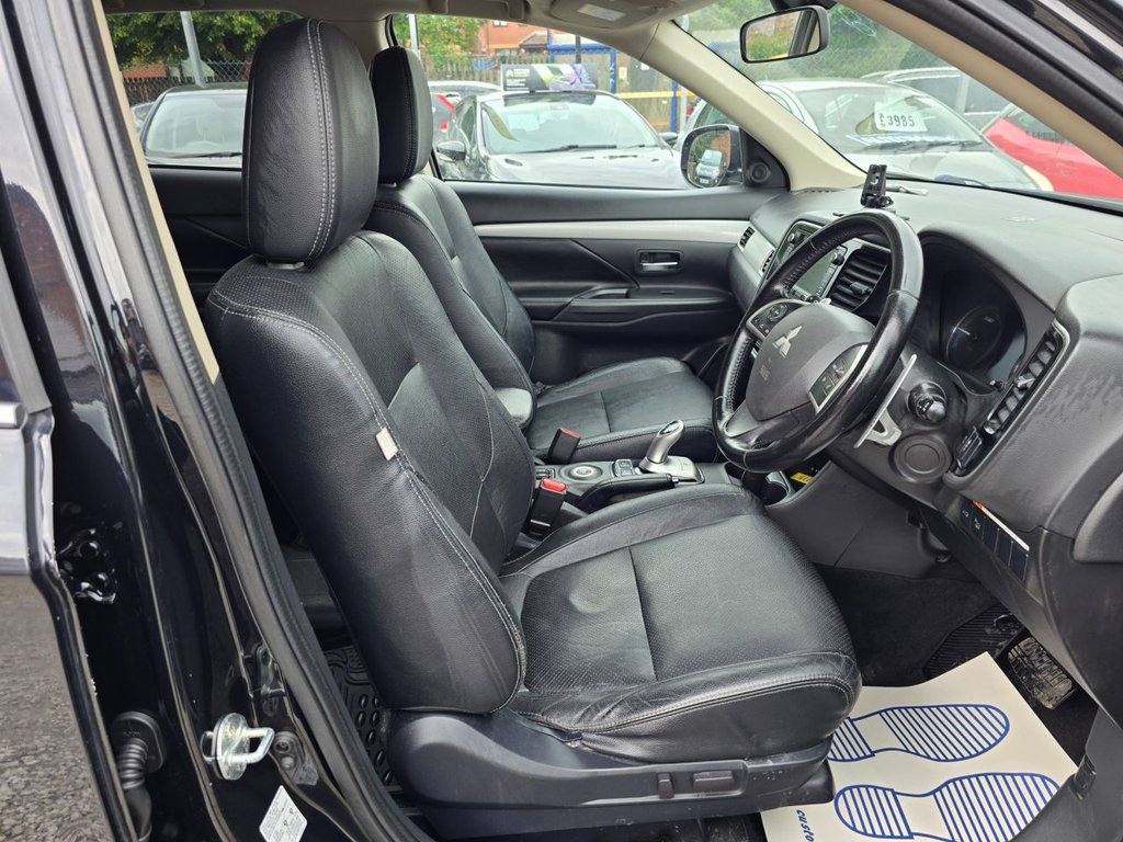 Used Mitsubishi Outlander 2015 for sale - 76386070: Photo 12