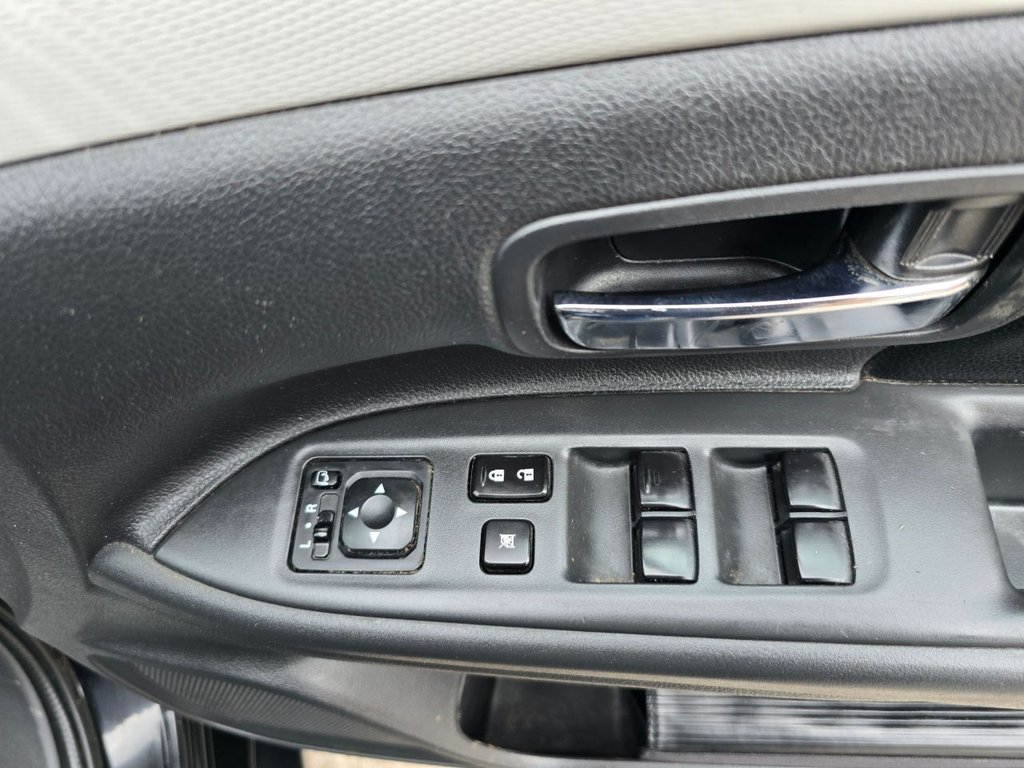 Used Mitsubishi Outlander 2015 for sale - 76386070: Photo 16