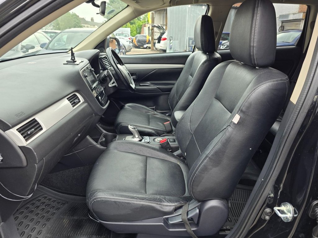 Used Mitsubishi Outlander 2015 for sale - 76386070: Photo 22