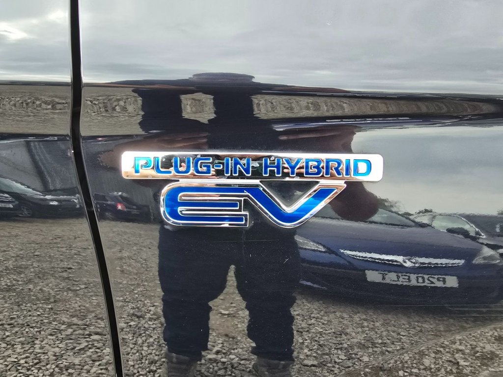 Used Mitsubishi Outlander 2015 for sale - 76386070: Photo 25